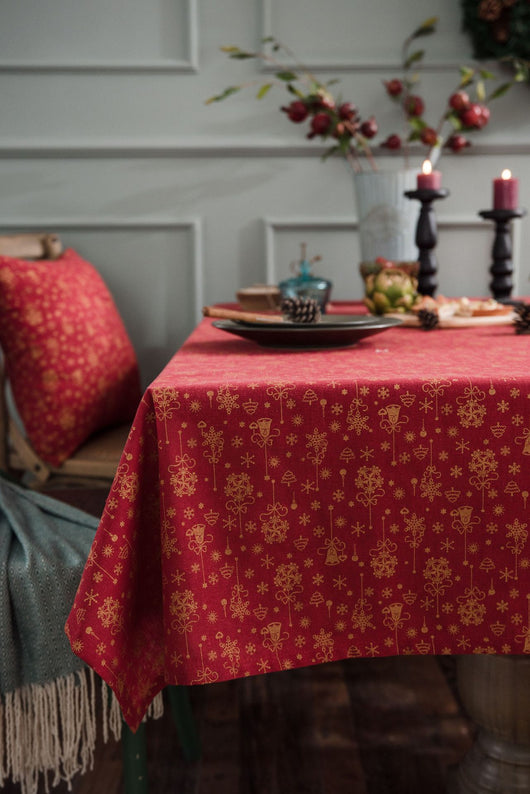 Mantel Navideño Rojo con Detalles Dorados - Image 11