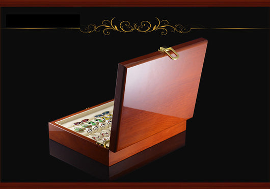 Caja de Almacenamiento de Lujo para Gemelos y Anillos con Acabado Piano - Image 9
