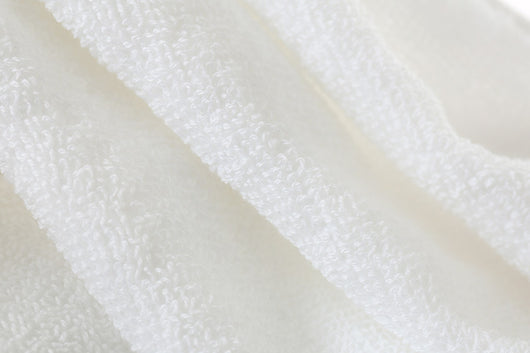 Toalla Blanca para Masaje de Pies - Image 12
