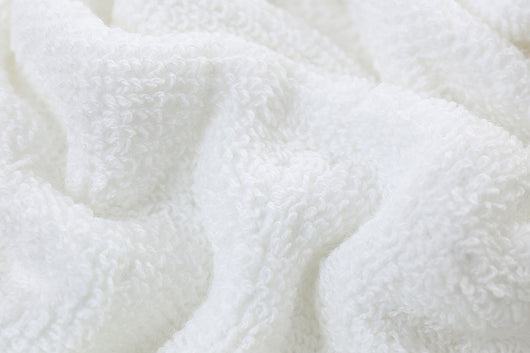 Toalla Blanca para Masaje de Pies - Image 14
