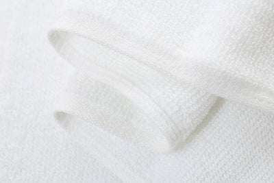Toalla Blanca para Masaje de Pies - Image 15