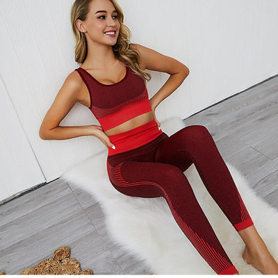 Conjunto de Yoga sin Costuras con Tecnología Absorbente de Humedad para Mujer - Image 12