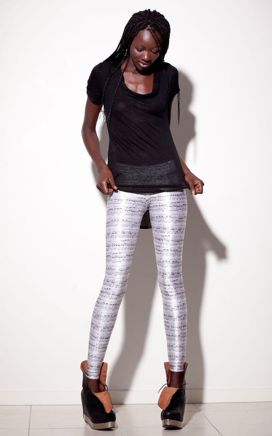 Leggins con Estampado Digital Cielo Azul, Nubes Blancas y Mar - Image 28