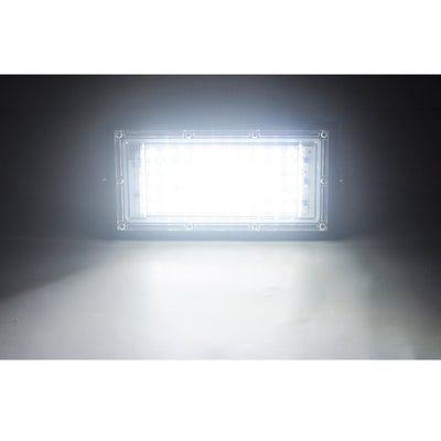 Reflector LED Exterior 50W Resistente al Agua - Image 8