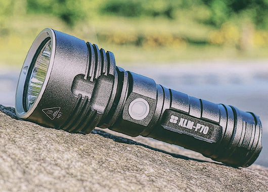 Linterna Táctica LED XHP90 de Alto Rendimiento - Image 18