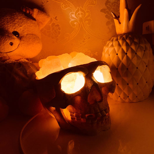 Lámpara de Sal del Himalaya Calavera USB Regulable con Luz Nocturna - Image 16