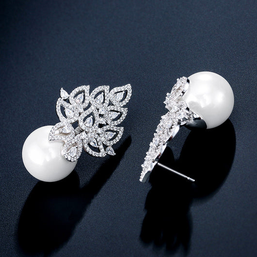 Aretes de Perla con Patrón Calado Elegante - Image 17