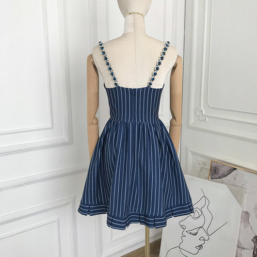 Falda A-Línea Lujo Ligero con Volantes y Detalles de Diamantes - Image 14