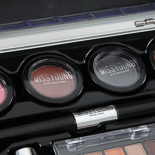Set de Brillo Labial y Máscara de Pestañas - Image 15