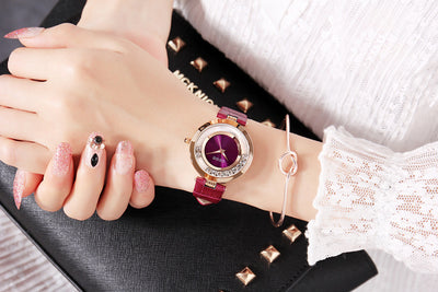 Reloj de Moda para Mujer con Cristales y Correa Impermeable - Image 9