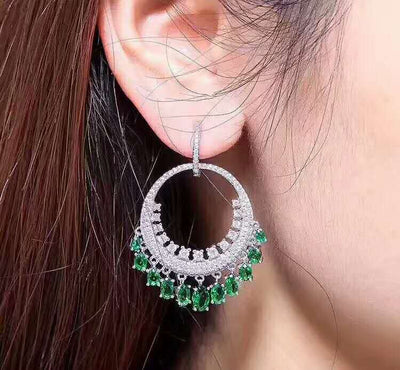 Aretes de Diamante Lujo con Circonita Micro Incrustada y Borla Circular Grande - Image 9