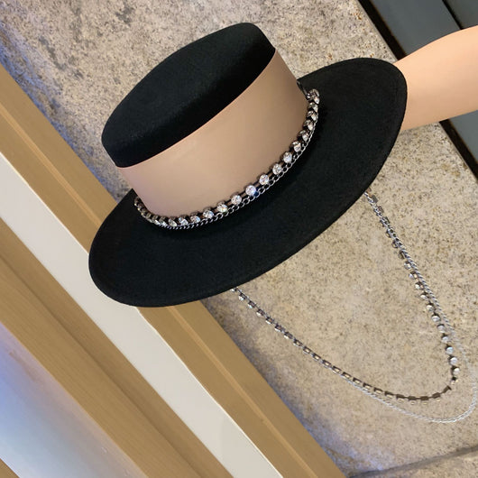 Gorra de Lana con Visera Plana - Image 9