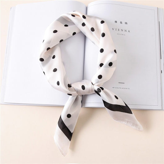 Pañuelo de Seda Satinado con Moño - Accesorio Elegante Multifuncional - Image 7