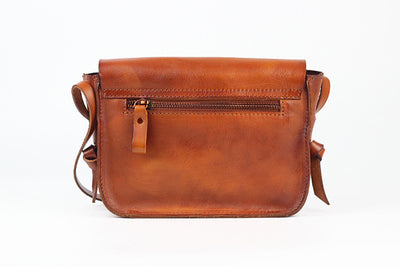 Bolsa de Cuero Retro Artesanal con Flecos para Mujer - Image 10