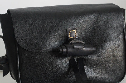 Bolsa de Cuero Retro Artesanal con Flecos para Mujer - Image 26