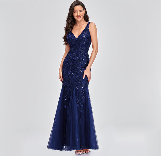 Vestido Largo Elegante sin Mangas con Escote V y Lentejuelas Bordadas - Image 10