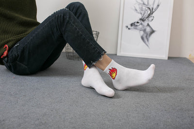 Calcetines Deportivos Cortos con Diseño Literario Divertido - Image 8