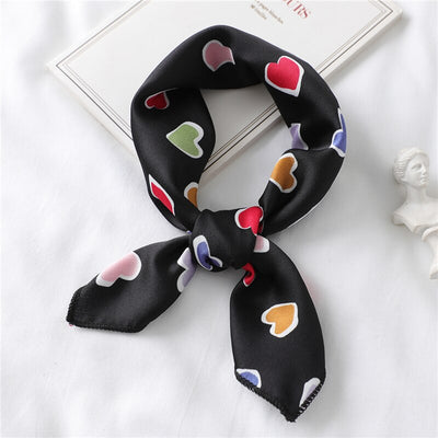 Pañuelo de Seda Estampado Corazones - Foulard Cuadrado Multiuso para Mujer - Image 9