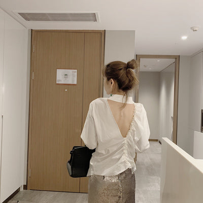 Blusa Blanca con Pliegues y Detalles de Encaje - Image 9
