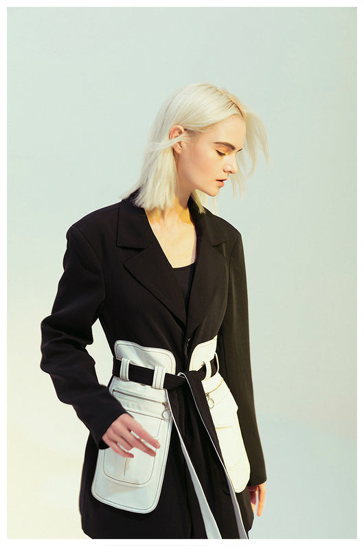 Traje Clásico Blanco y Negro - Image 8