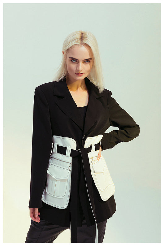 Traje Clásico Blanco y Negro - Image 9