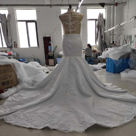 Vestido de Novia Sirena Africano con Encaje Calado - Image 12