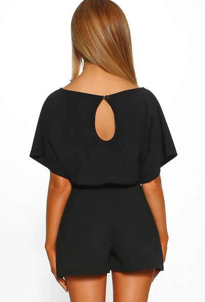 Jumpsuit Corto de Moda Estival - Diseño Moderno y Versátil - Image 9