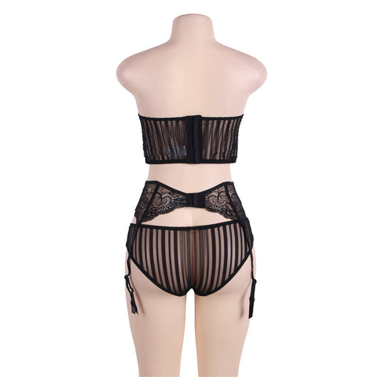 Conjunto de Lencería Erótica con Arnés de Tres Puntos y Liguero - Image 10