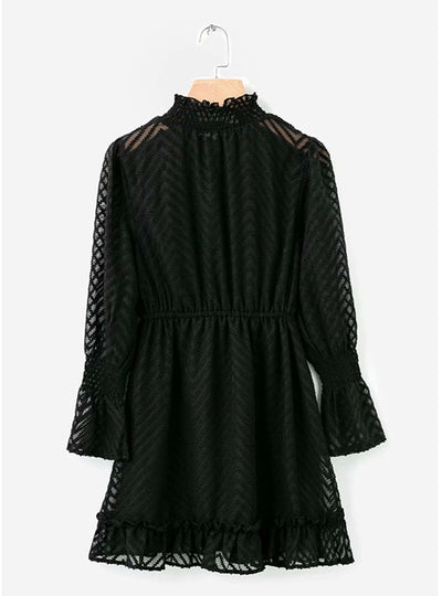 Vestido de Encaje Negro Elegante con Rayas Transparentes - Manga Larga para Otoño e Invierno - Image 5