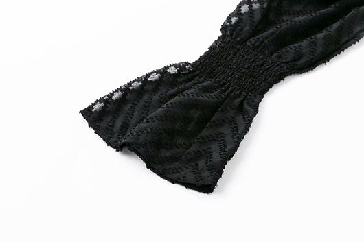 Vestido de Encaje Negro Elegante con Rayas Transparentes - Manga Larga para Otoño e Invierno - Image 7