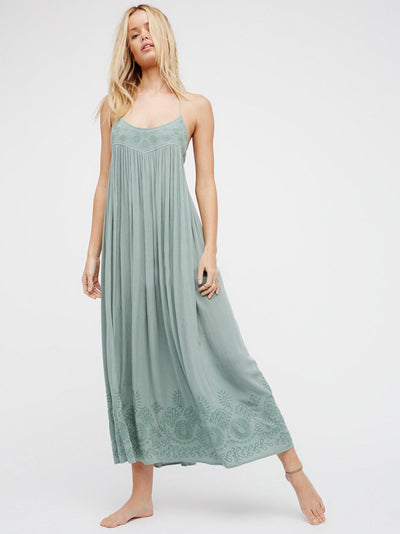 Vestido Largo Bordado con Tirantes Ajustables - Image 14