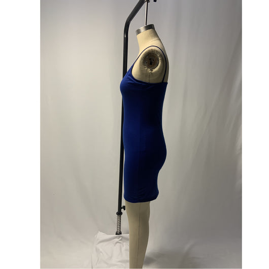 Vestido Slim con Tirantes de Color Sólido para Vacaciones - Image 19