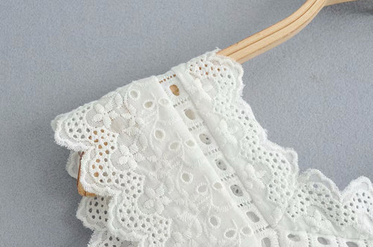 Enterizo con Detalles de Encaje Elegante - Image 11