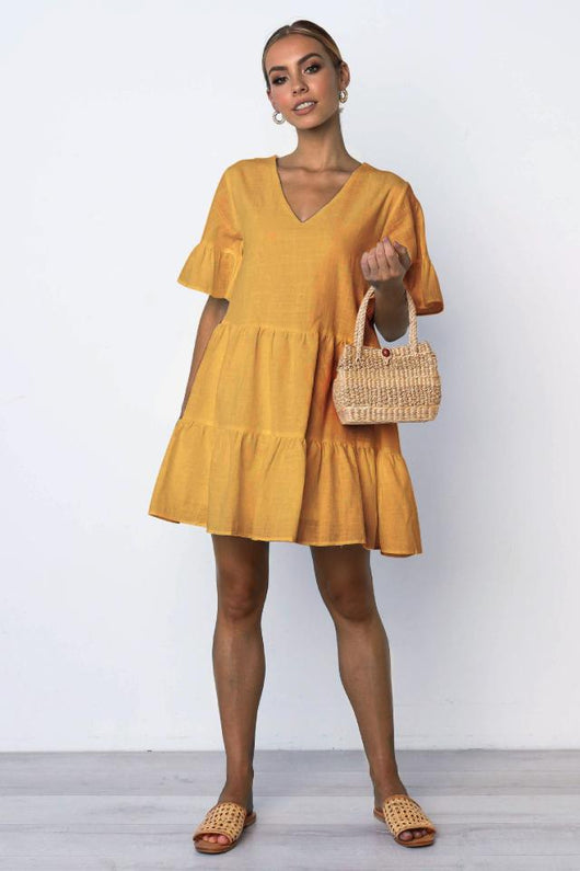 Vestido Corto Escote V y Manga Corta - Image 11