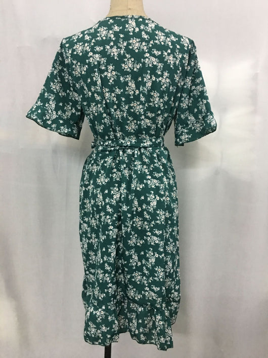 Vestido Floral de Gasa con Escote V y Cordones - Image 10