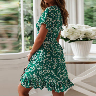Vestido Floral de Gasa con Escote V y Cordones - Image 16