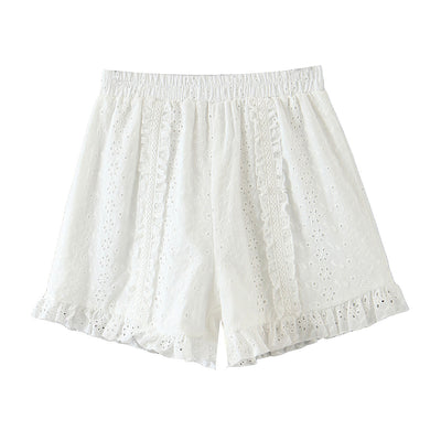 Traje de Pantalón con Escote en V y Detalles de Encaje - Image 11