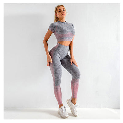 Ropa de Yoga Tejida sin Costuras - Image 12