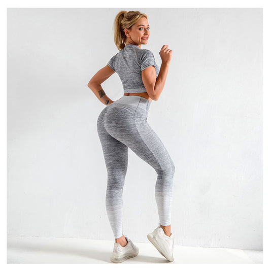 Ropa de Yoga Tejida sin Costuras - Image 15