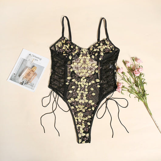 Jumpsuit de Encaje Bordado Elegante para uso en Ecuador - Image 46
