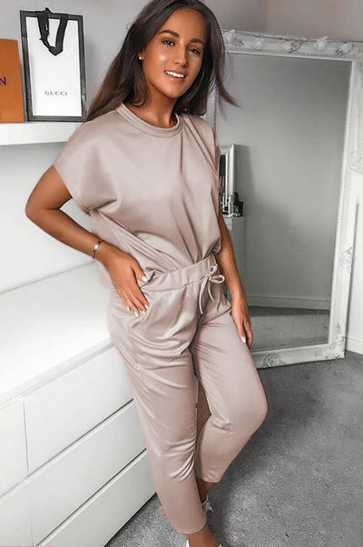 Conjunto Casual de 2 Piezas: Top Corto Manga Corta y Pantalón Capri - Image 11