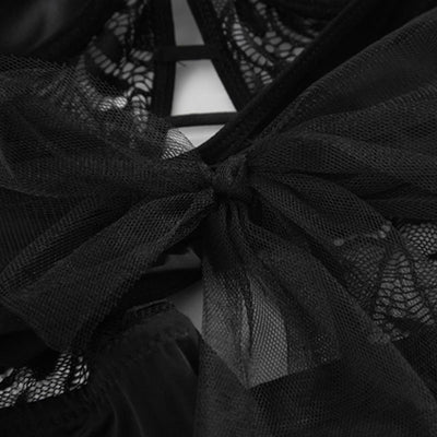 Camisón Sensual con Escote Profundo y Malla Transparente - Image 10