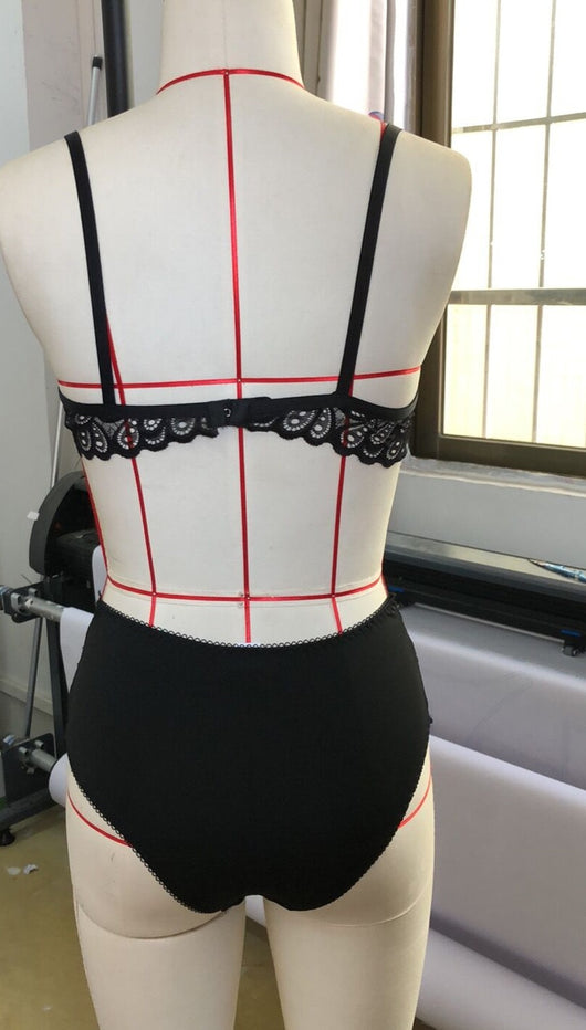 Conjunto de Encaje Sensual Premium para uso en Ecuador - Image 11