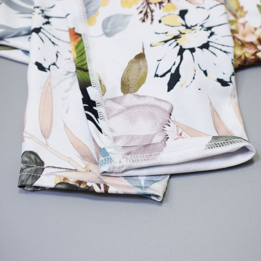 Conjunto Deportivo Mujer con Estampado Tinta - Chaleco y Pantalón Yoga - Image 21