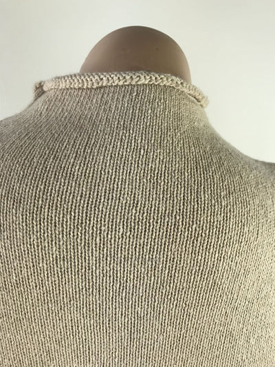 Suéter de Cuello Alto Contraste con Mangas Irregulares Acanaladas - Image 52