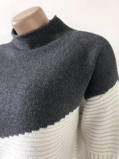 Suéter de Cuello Alto Contraste con Mangas Irregulares Acanaladas - Image 61