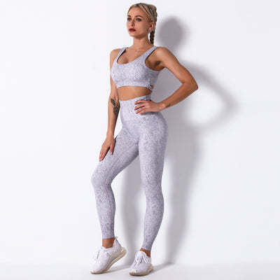 Conjunto de Yoga Deportivo con Estampado Realzador - Image 42