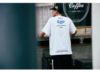 Remera Hip Hop Japonés con Estampado Urbano - Image 12
