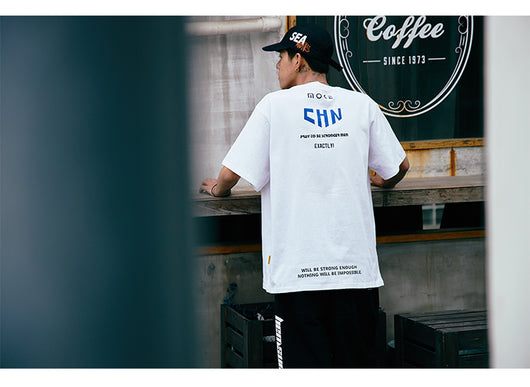 Remera Hip Hop Japonés con Estampado Urbano - Image 12