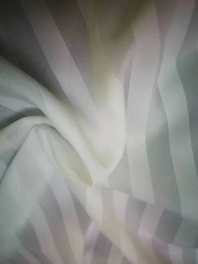 Camisa Casual de Rayas con Solapa y Cierre - Image 8